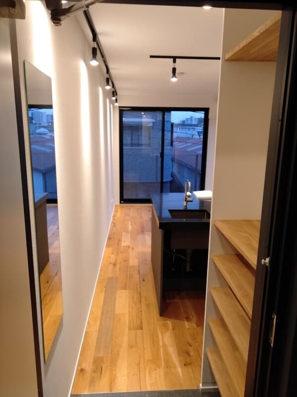 Room image 14