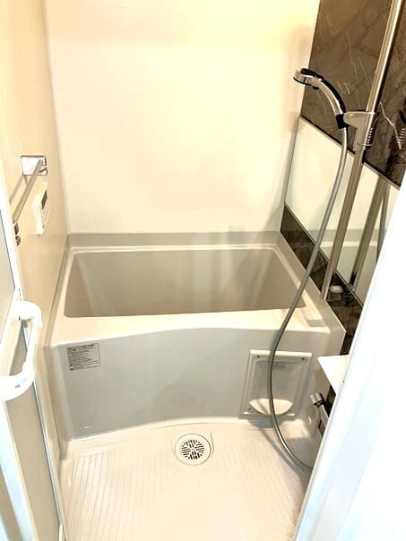 Room image 9