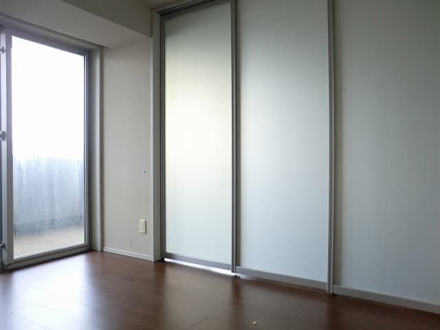 Room image 16