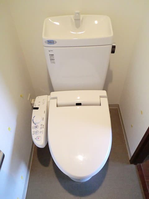 Room image 9