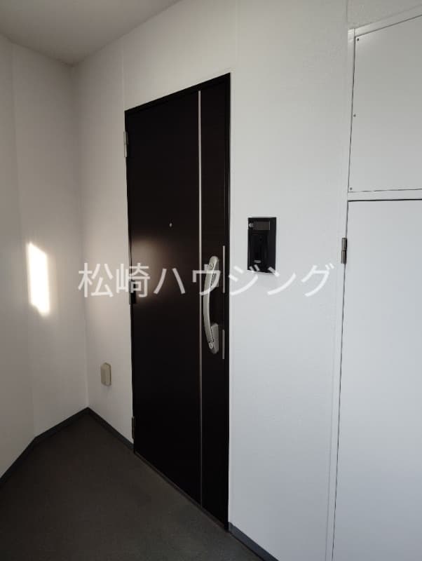 Room image 14