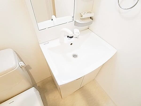 Room image 9