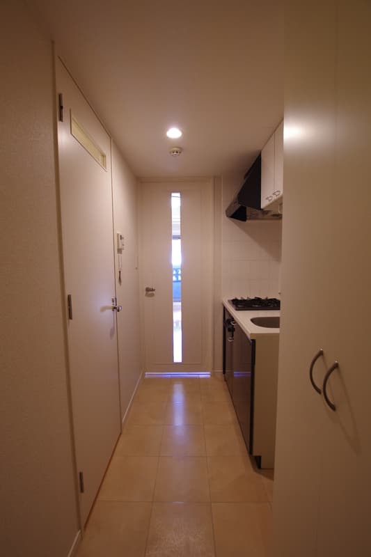Room image 9
