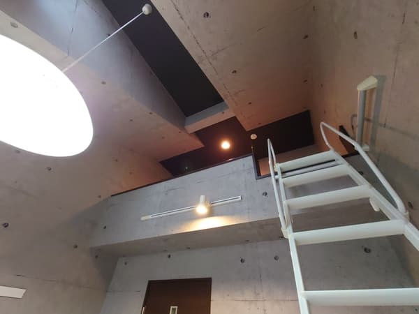 Room image 8