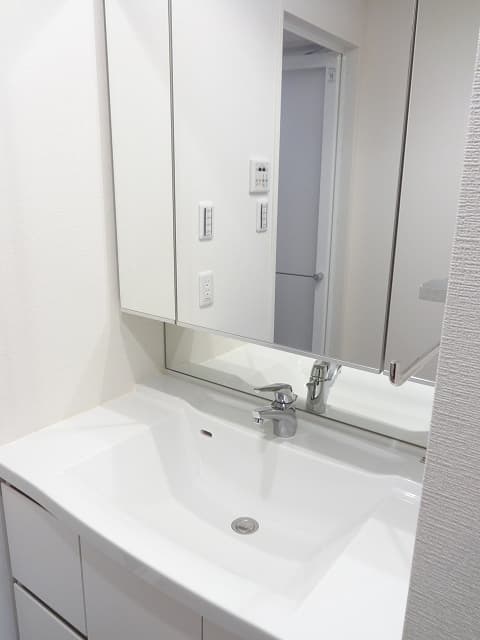 Room image 10