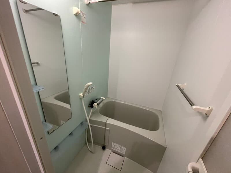 Room image 15