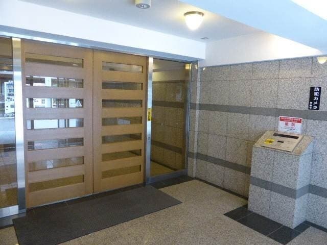 Room image 11