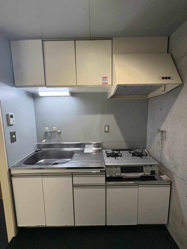 Room image 9