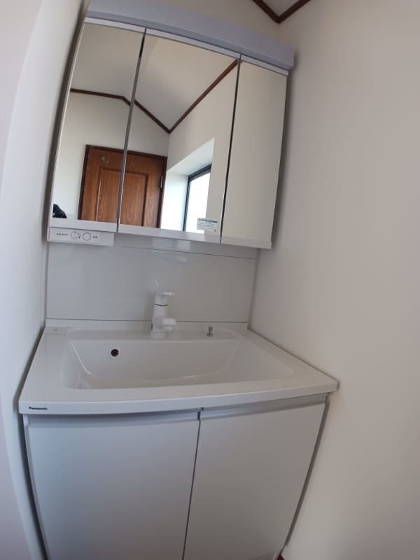 Room image 15
