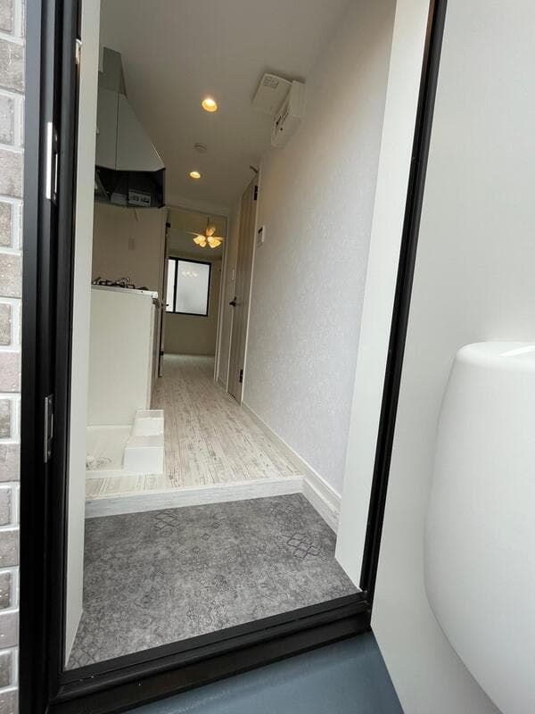 Room image 10