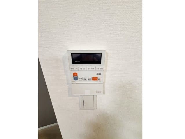 Room image 11