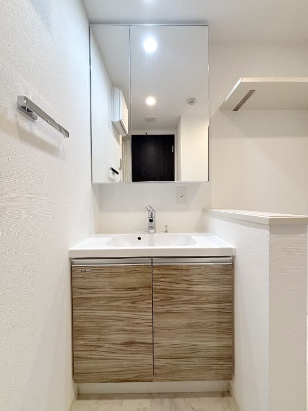 Room image 12