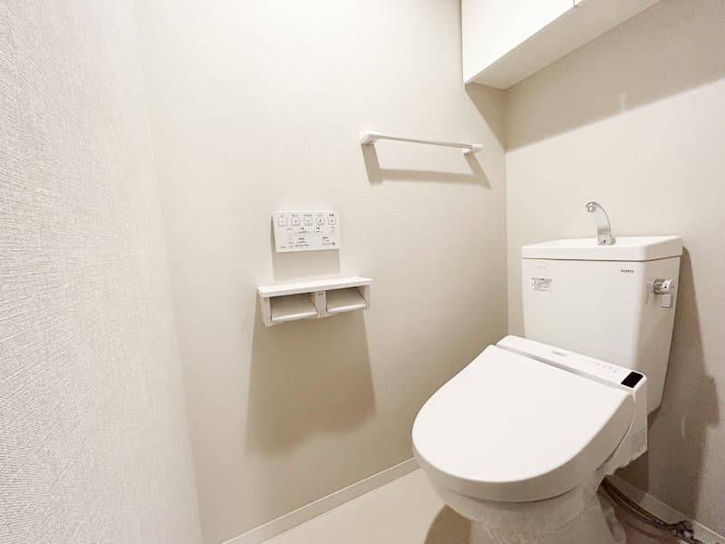 Room image 8