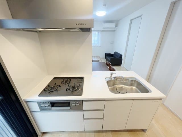 Room image 10