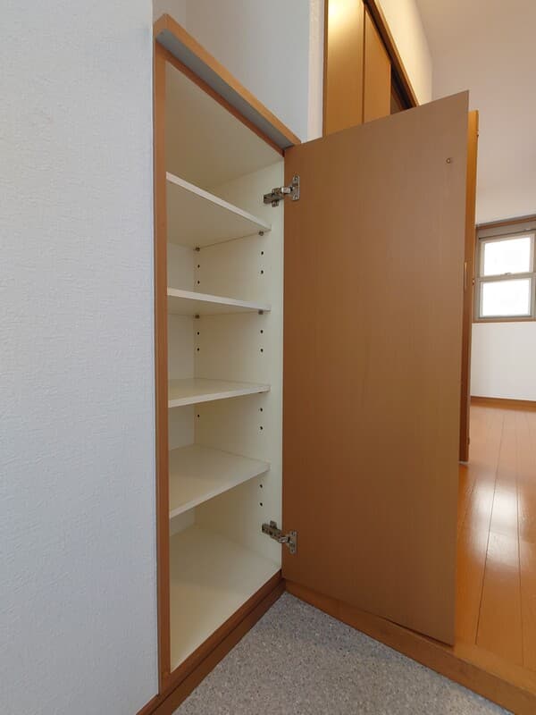 Room image 13