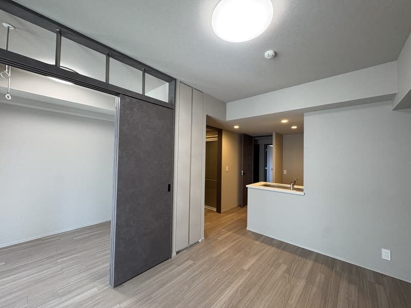 Room image 13