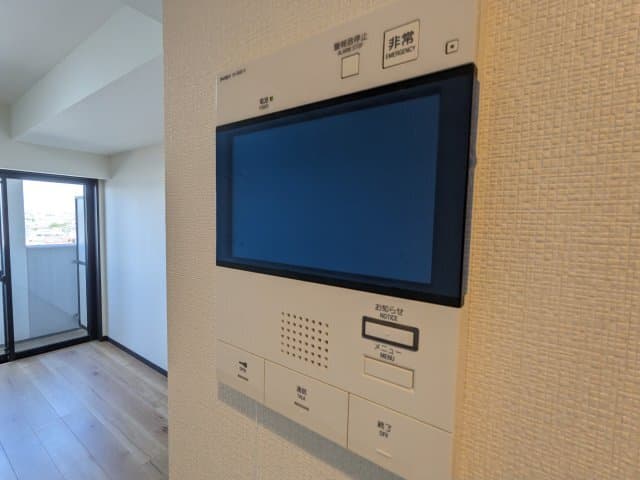 Room image 11