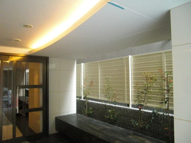 Room image 13
