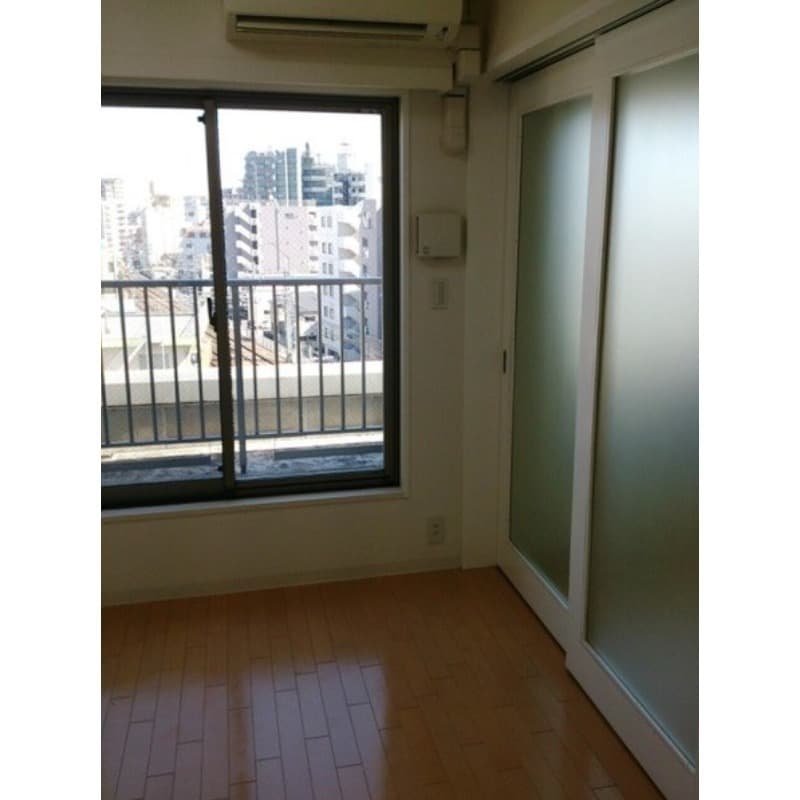 Room image 9