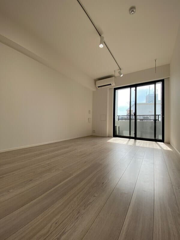 Room image 9