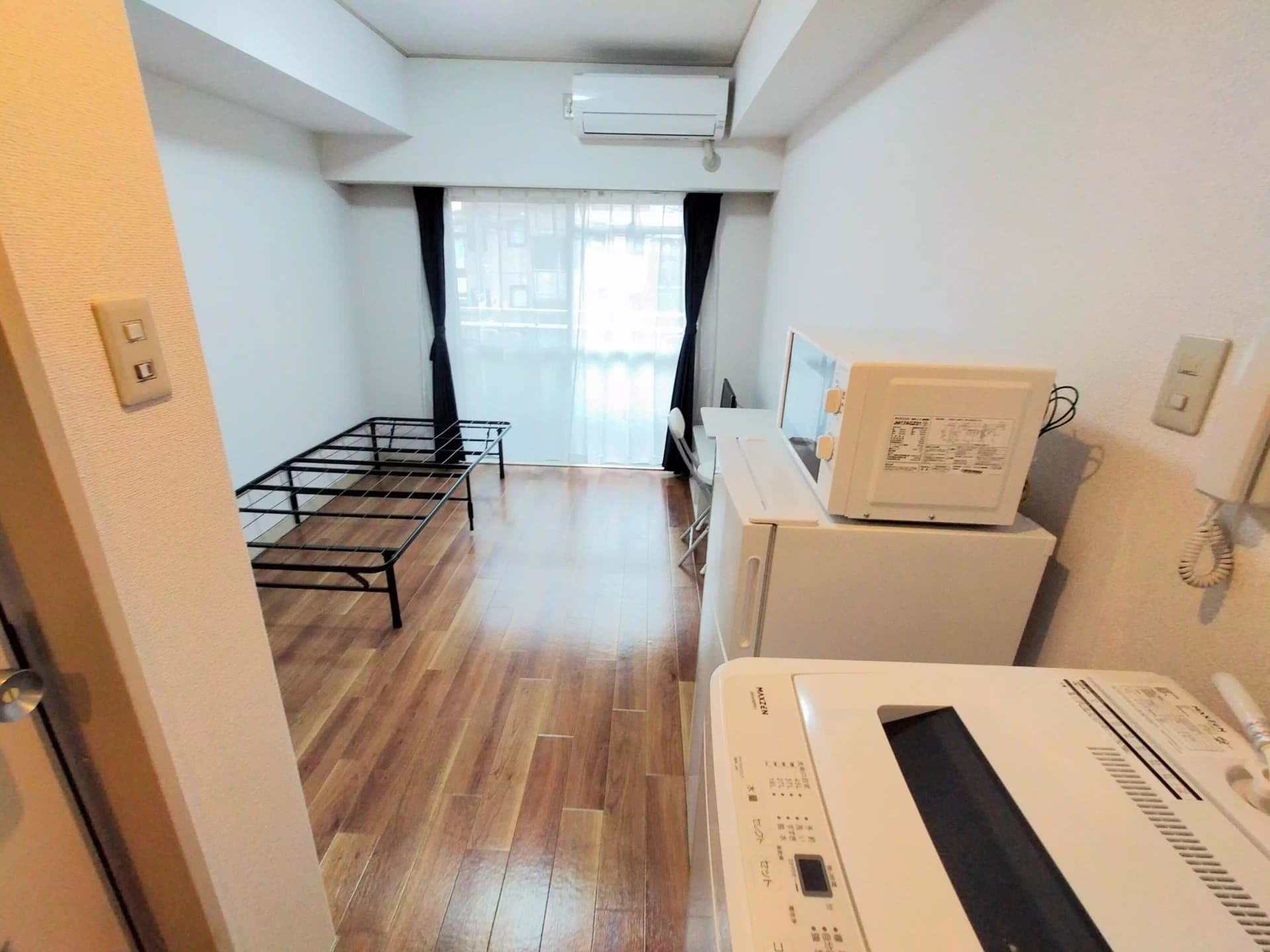 Room image 12