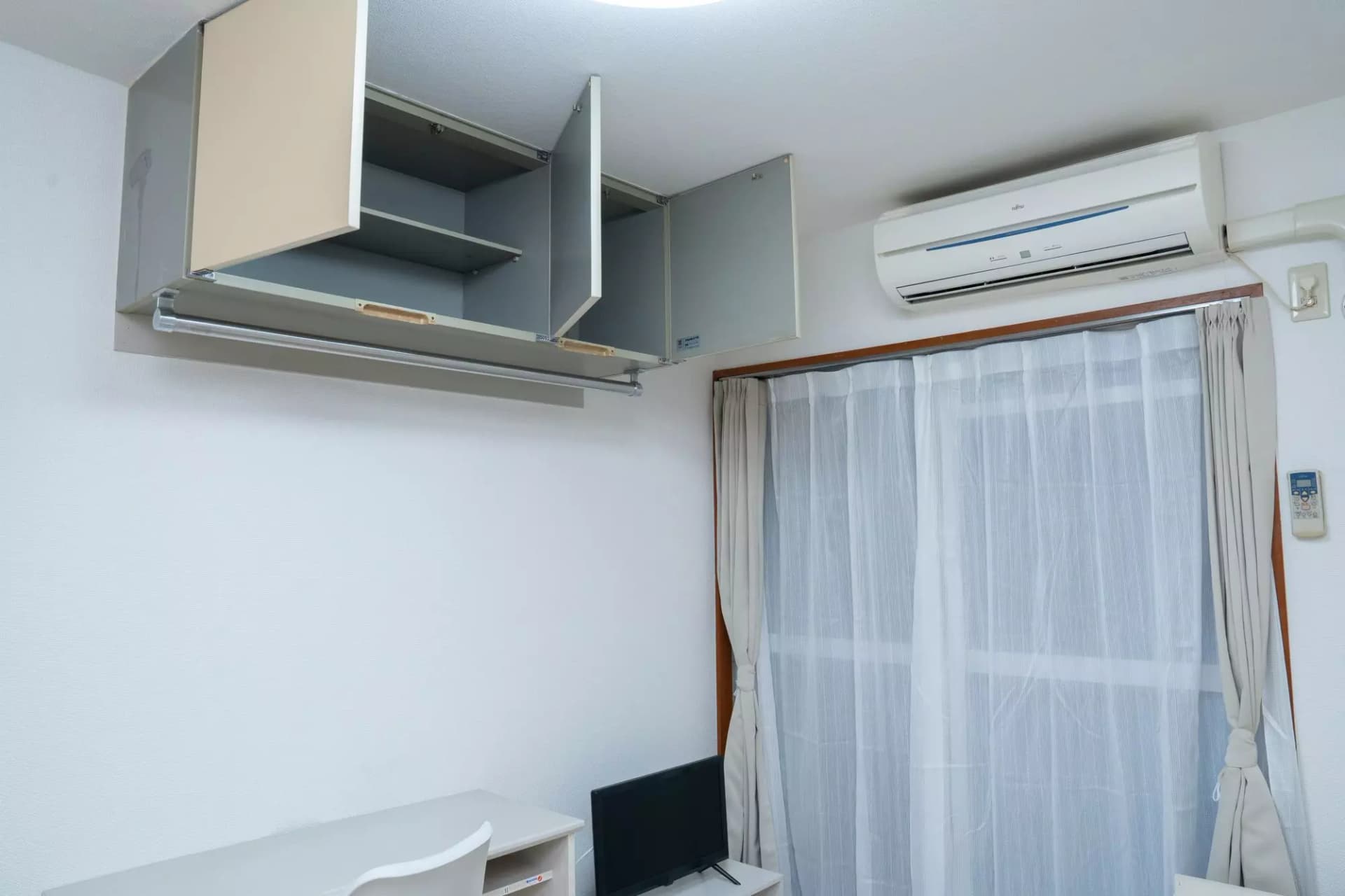 Room image 11