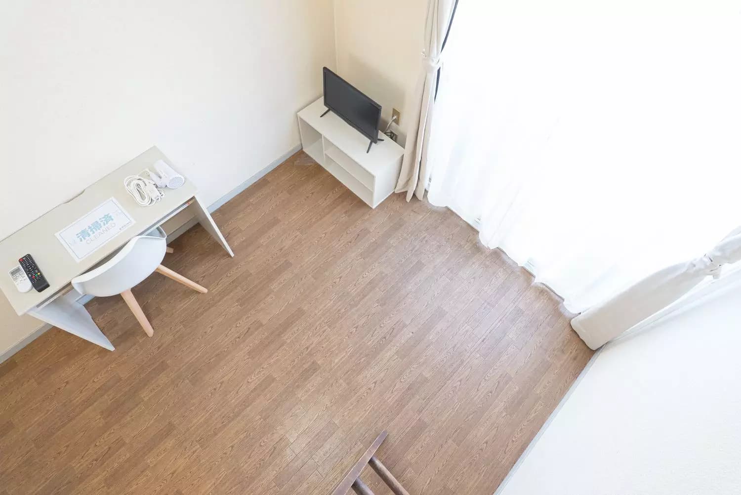 Room image 16