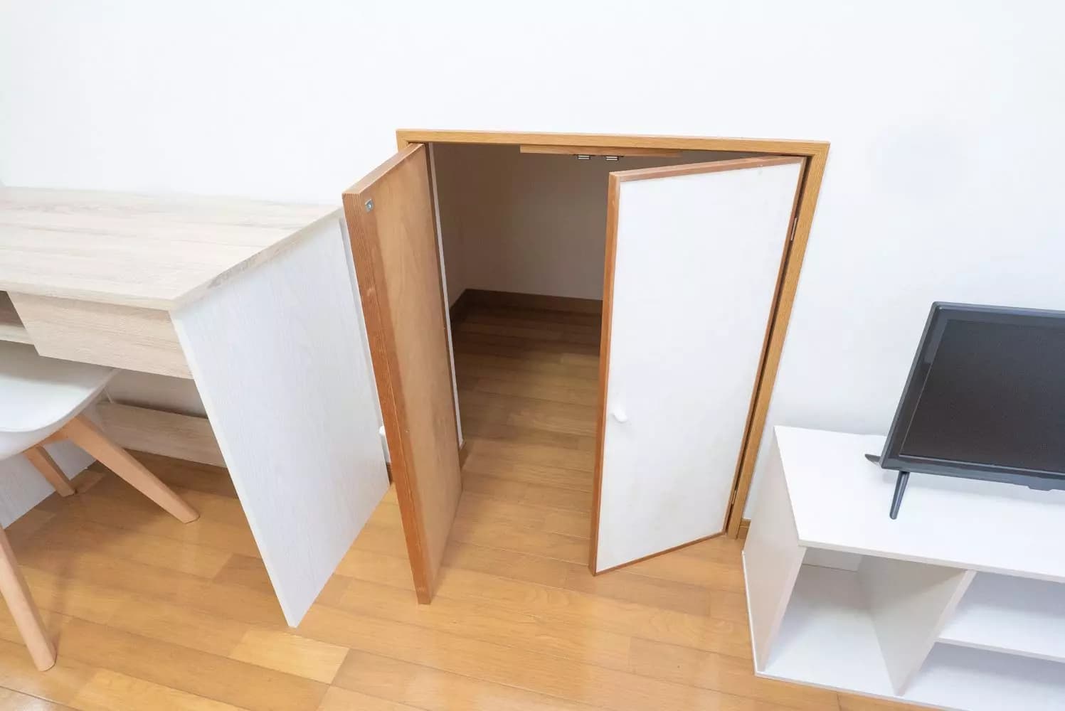 Room image 11