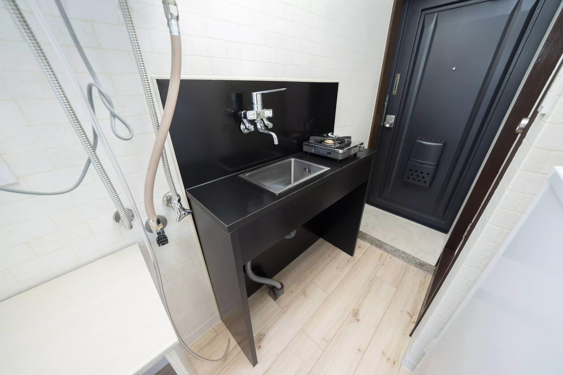 Room image 12
