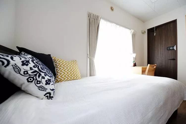 Room image 9
