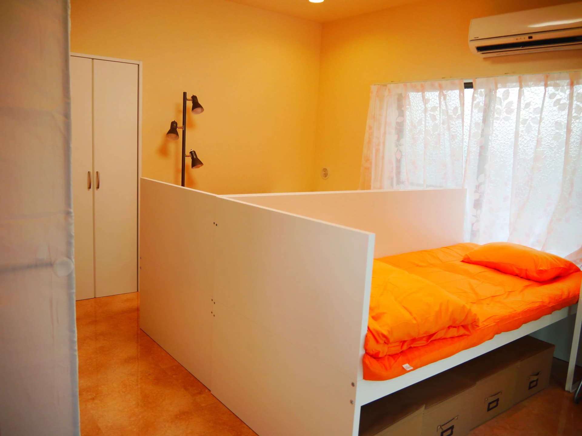 Room image 10