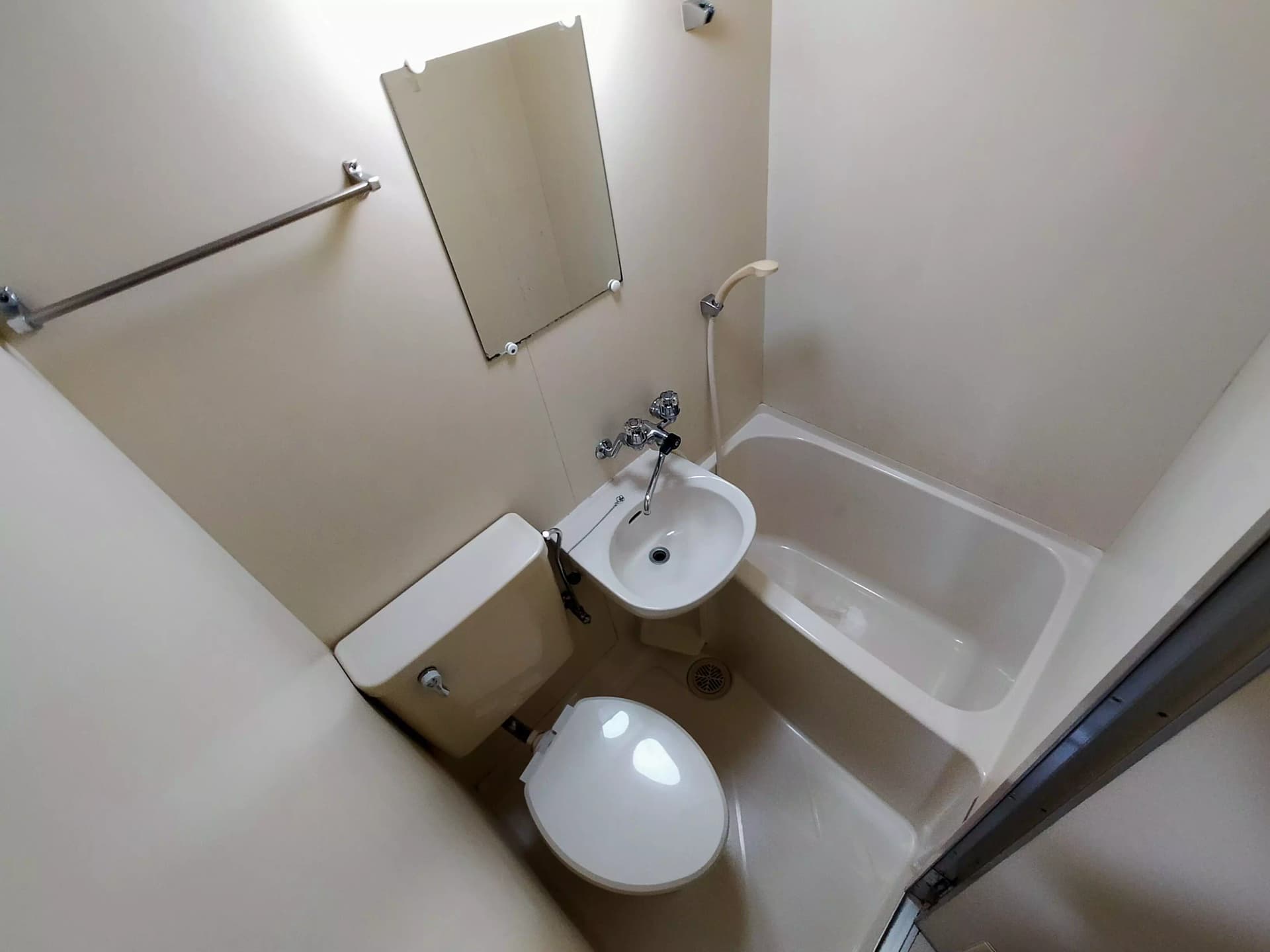 Room image 14