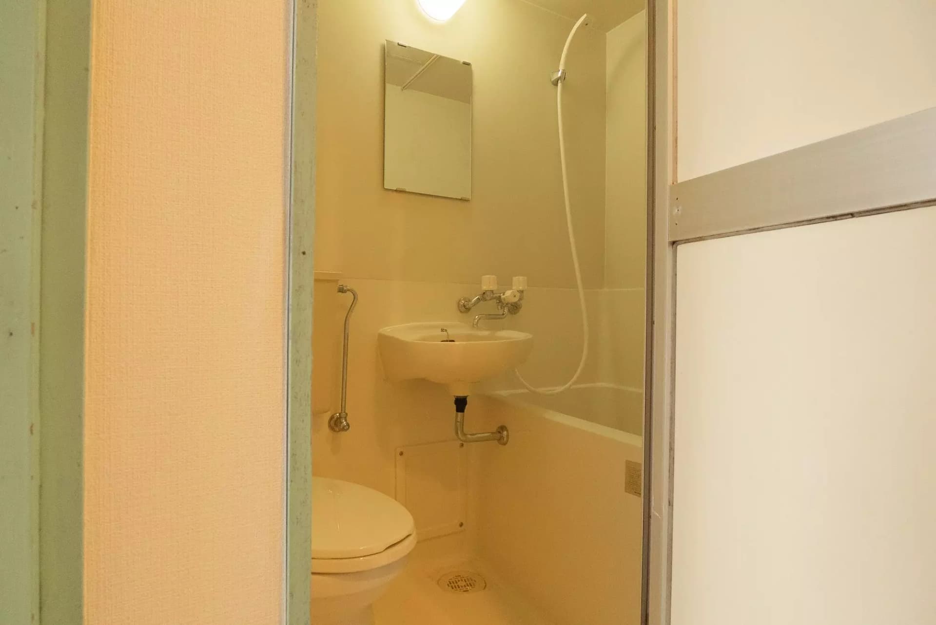 Room image 9