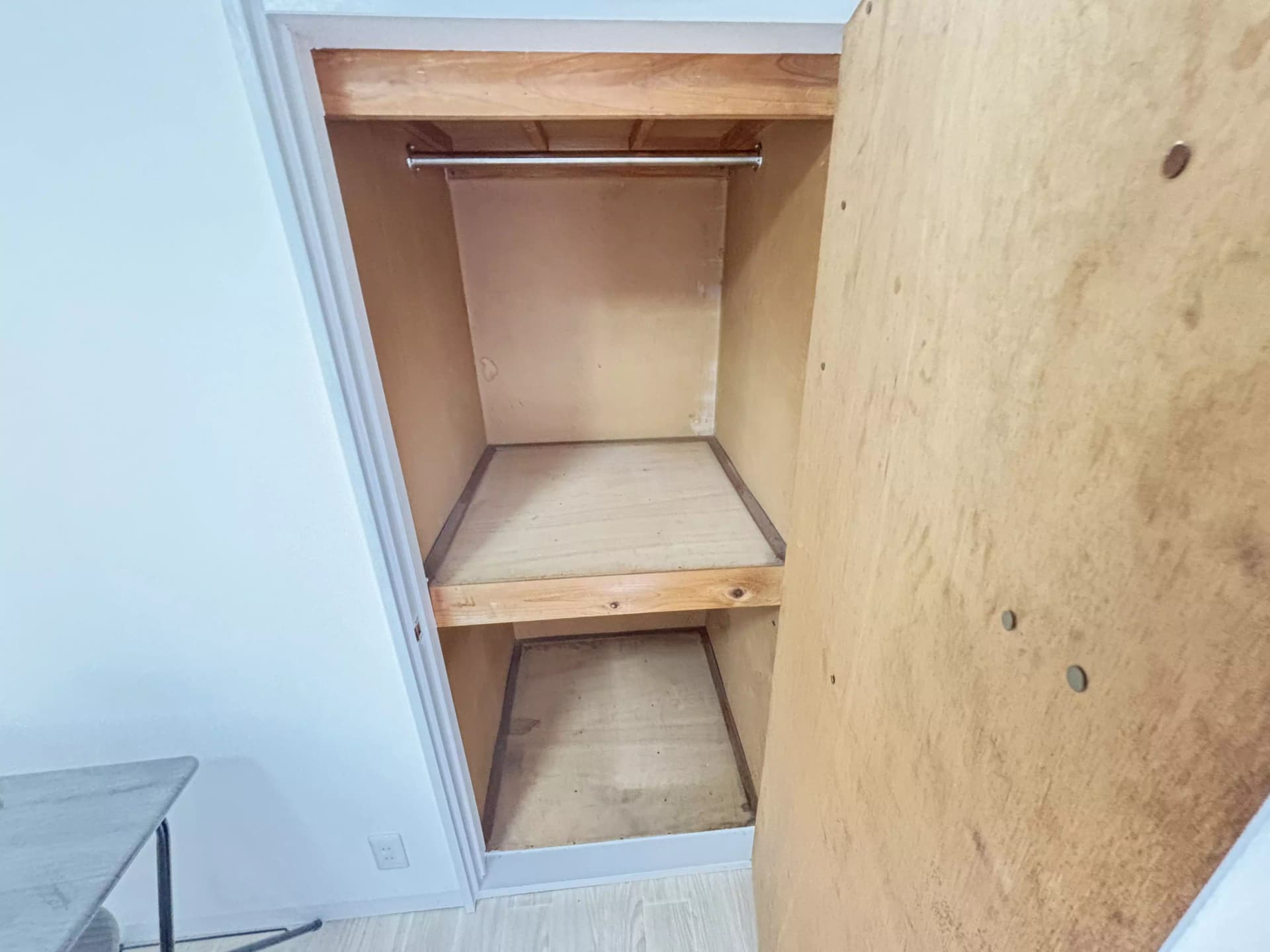 Room image 16