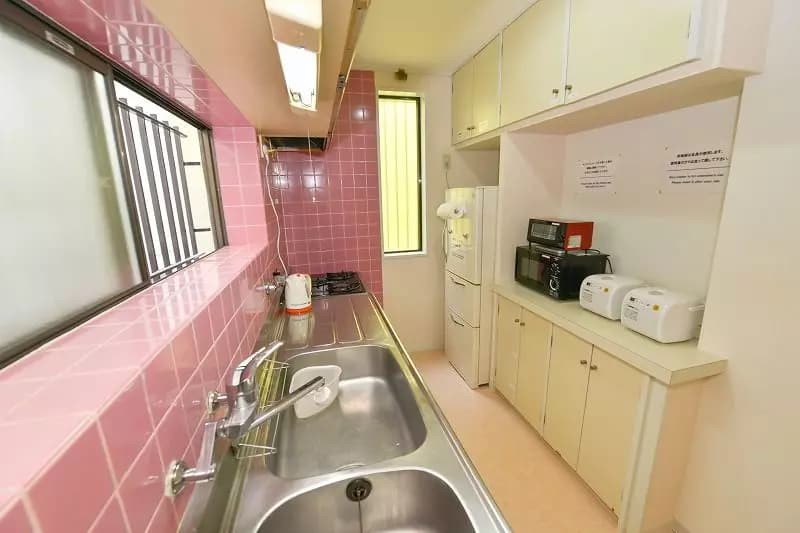 Room image 10