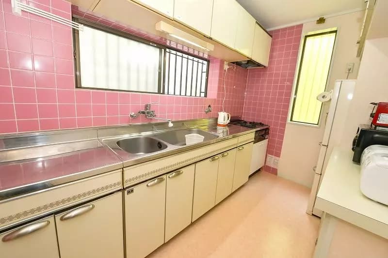 Room image 9
