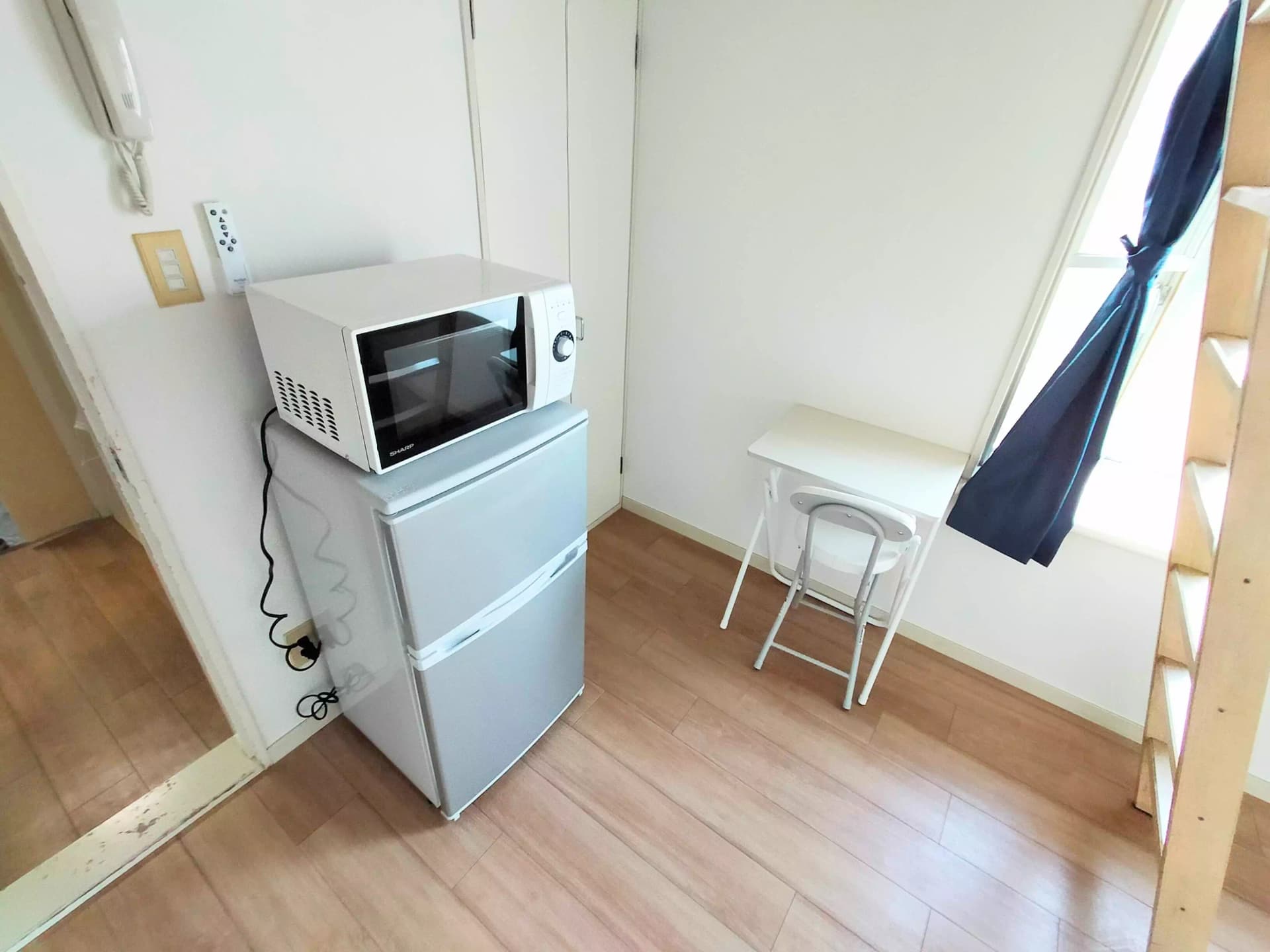 Room image 11