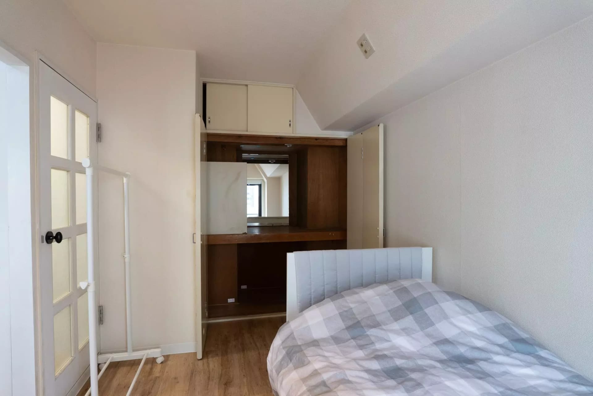 Room image 13