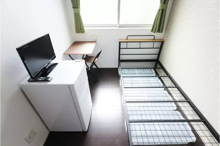 Room image 10
