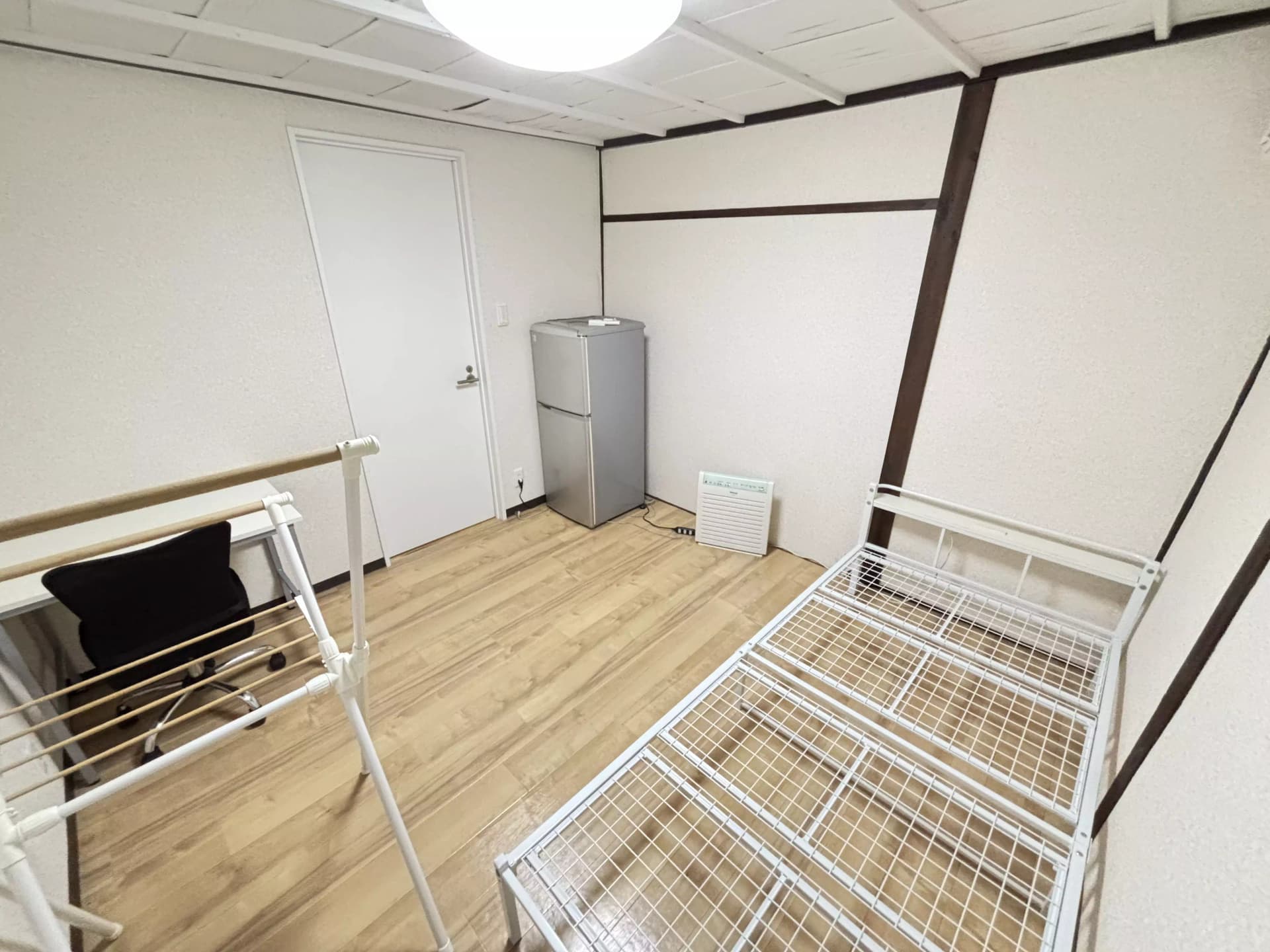 Room image 10