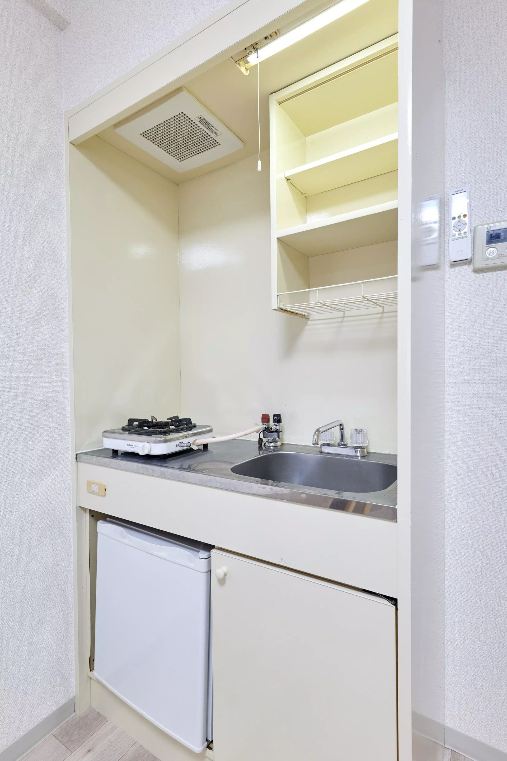 Room image 11