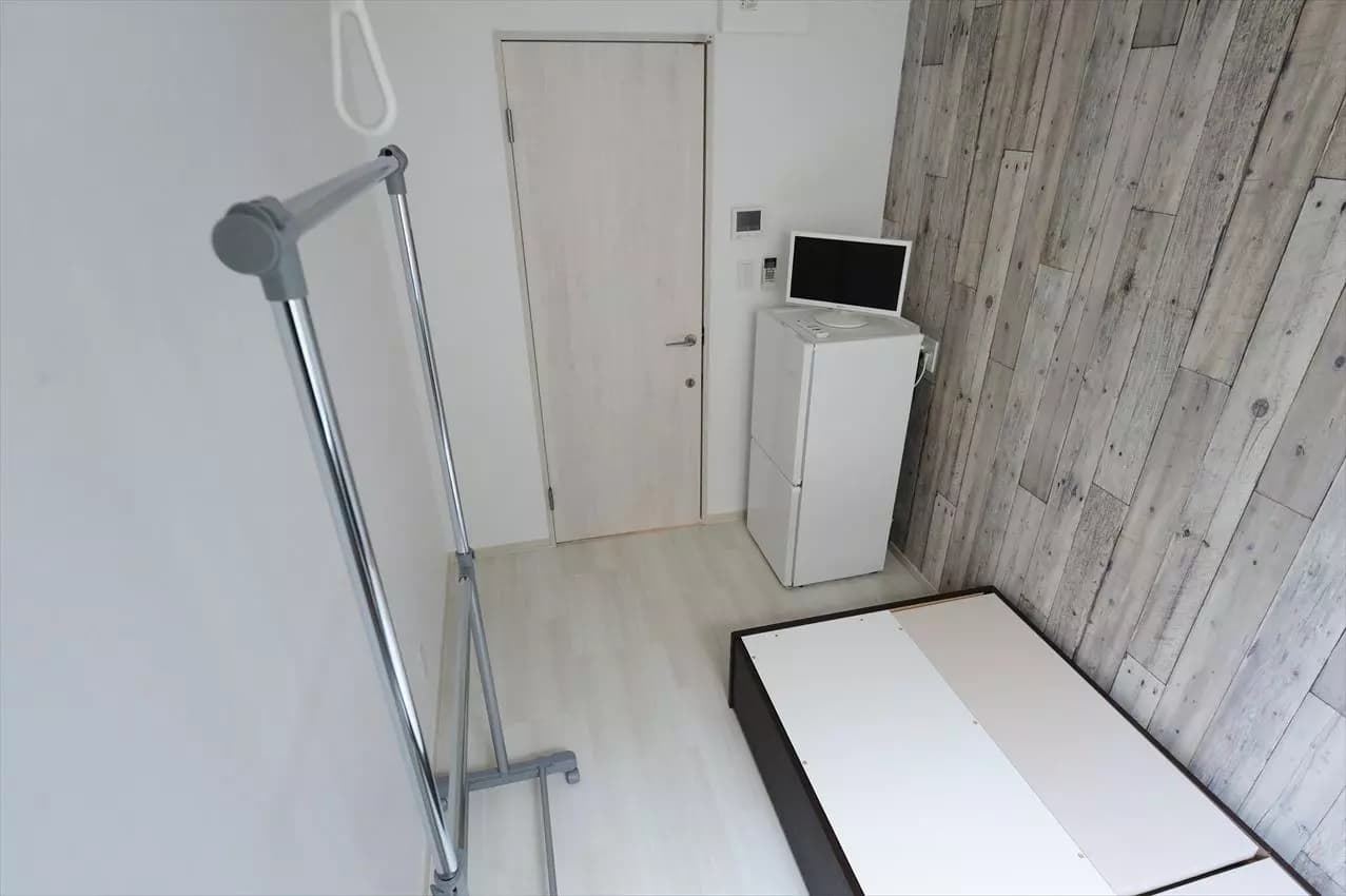 Room image 12