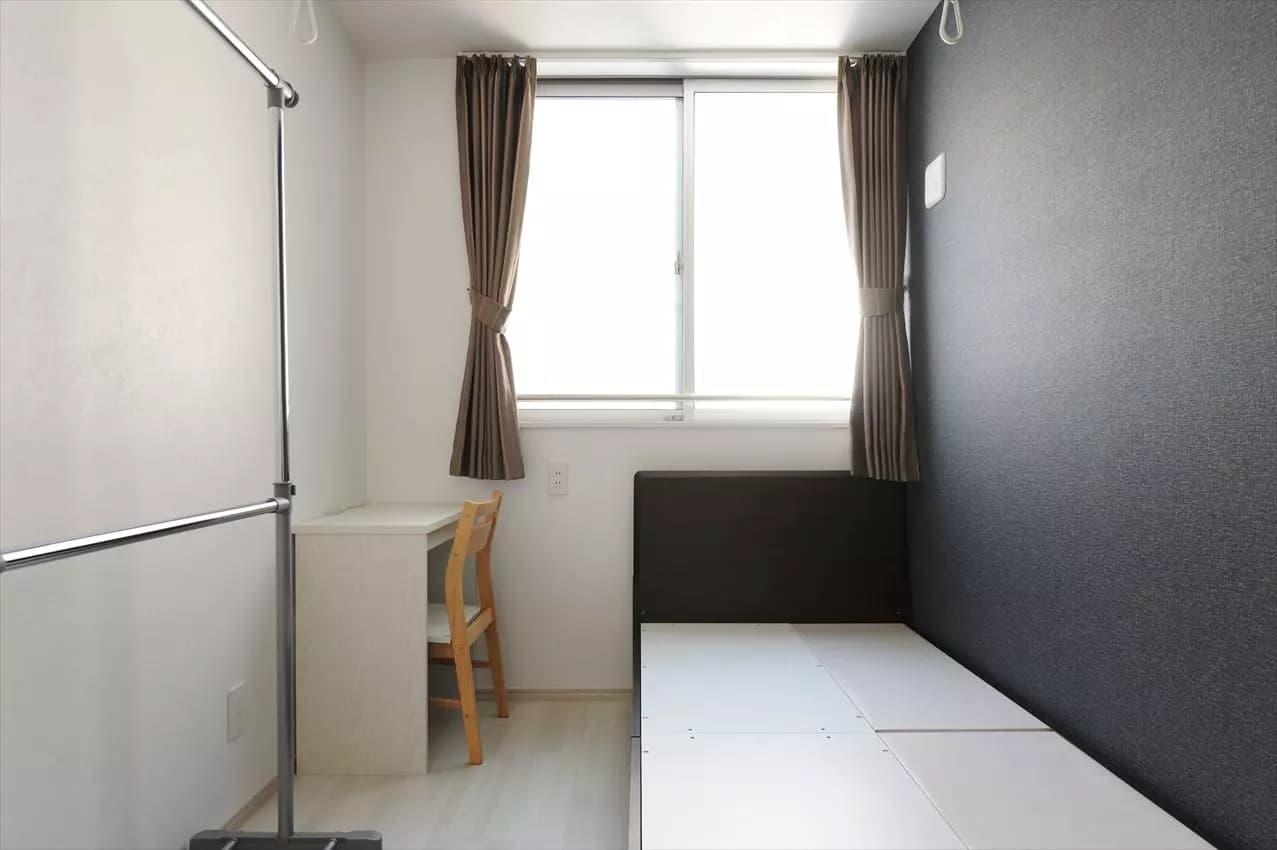 Room image 14