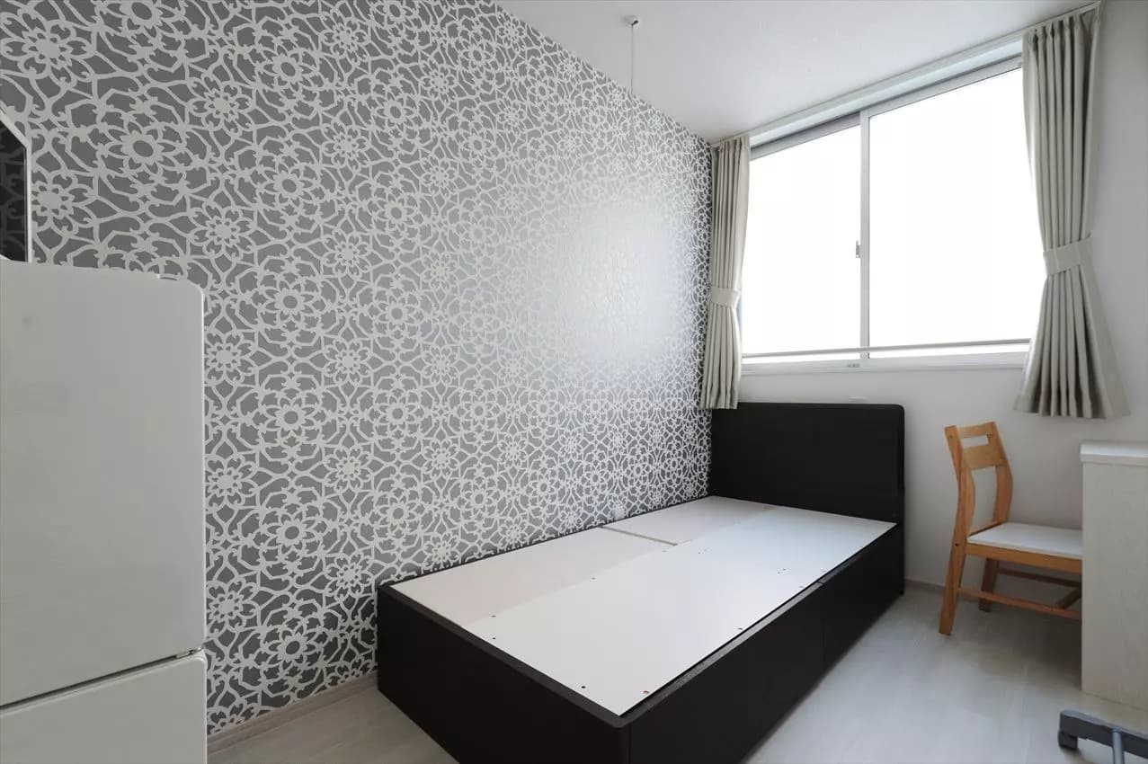 Room image 16