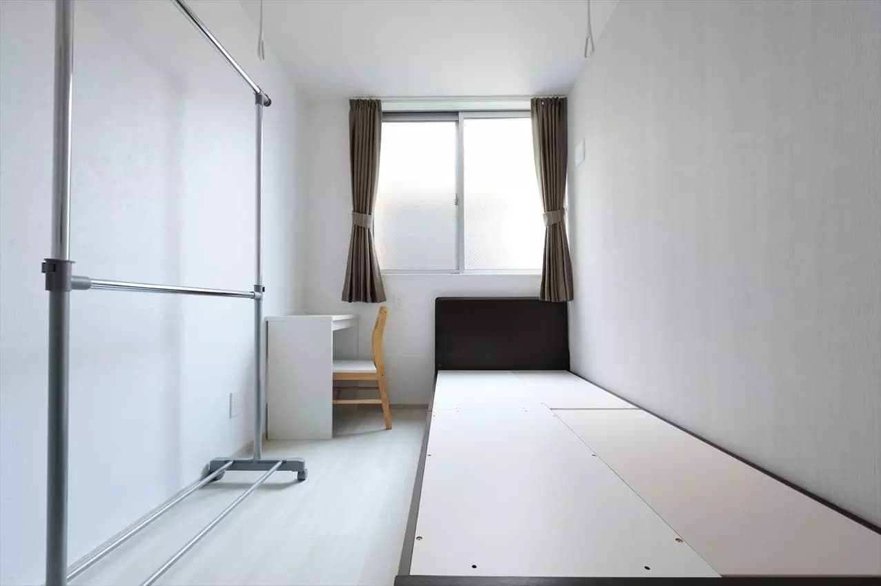 Room image 9