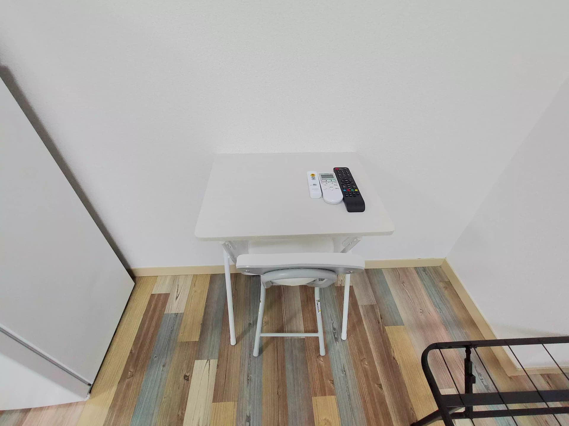 Room image 9