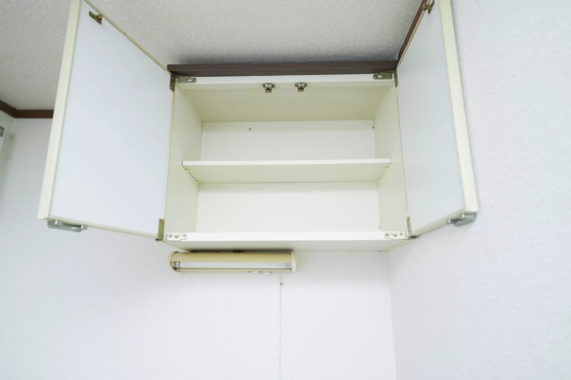Room image 16