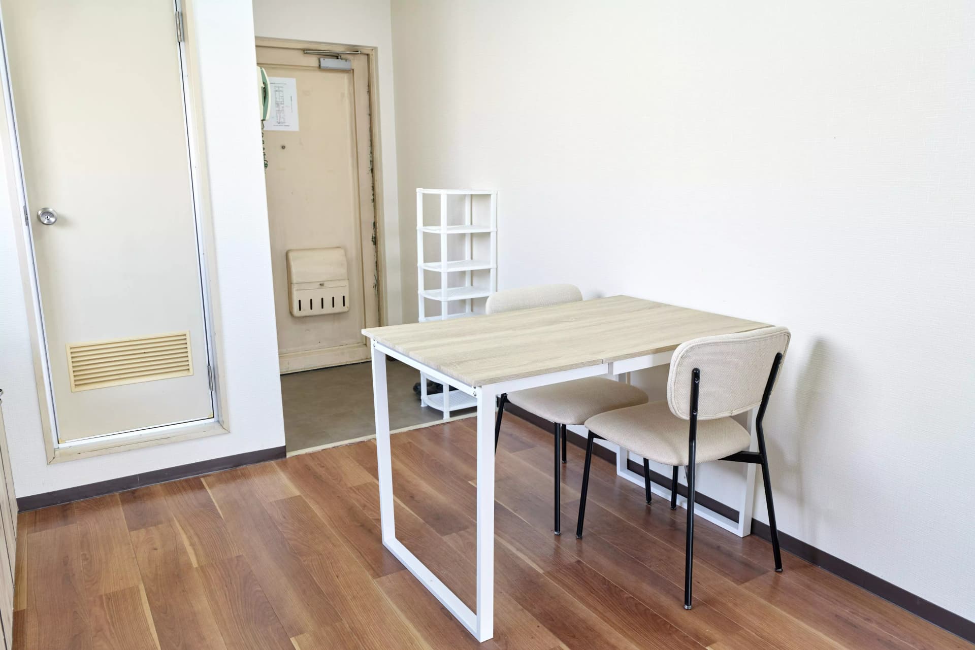 Room image 14