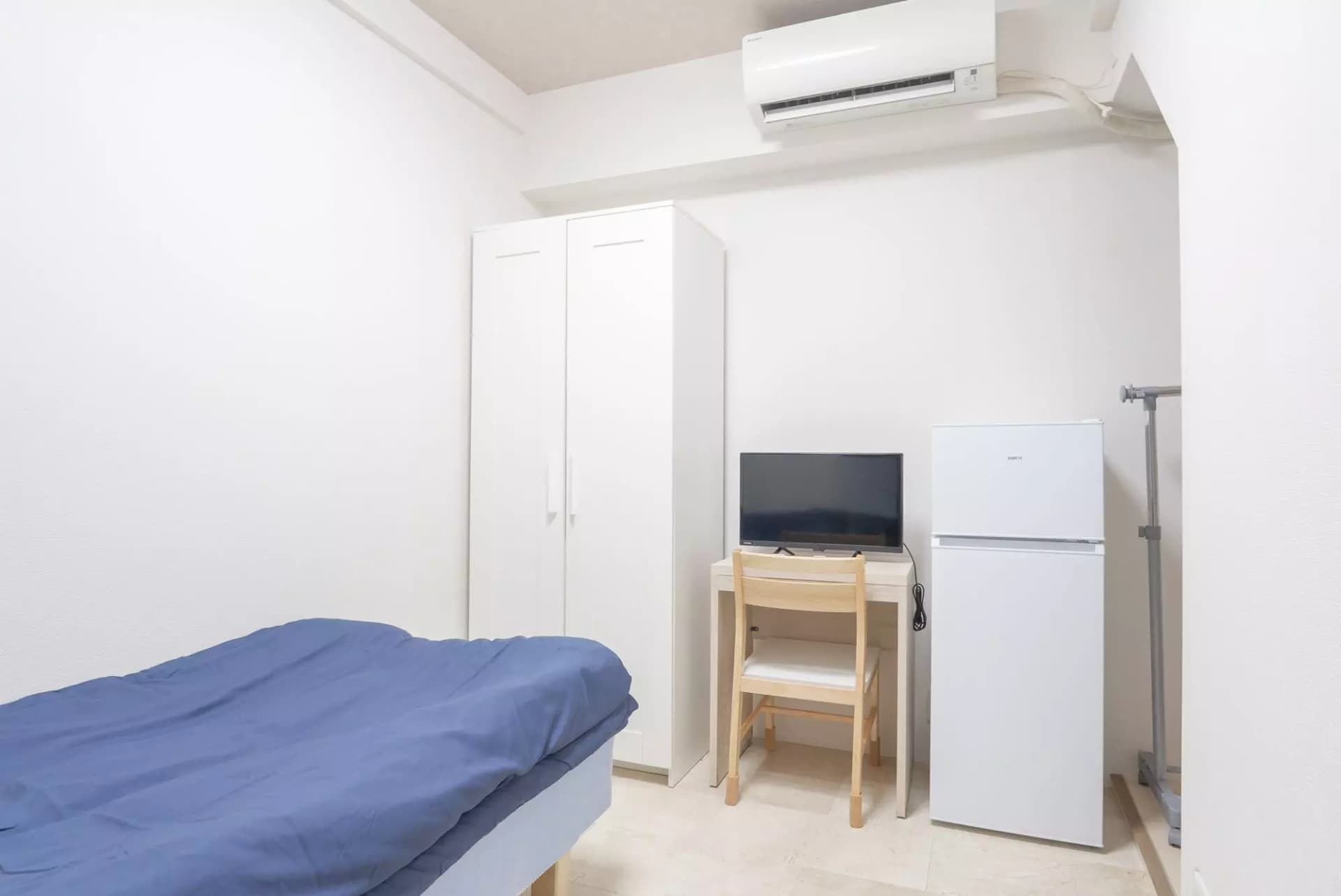 Room image 10