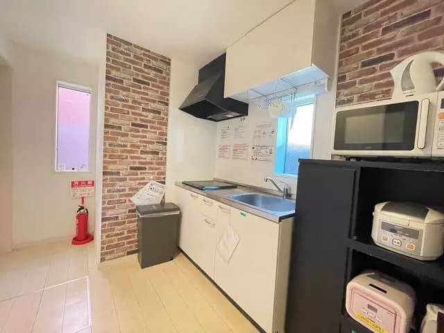 Room image 11